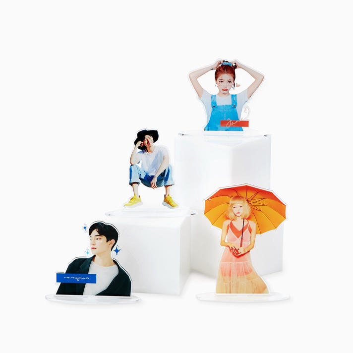 아크릴 등신대